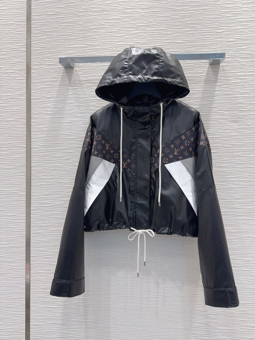 Louis Vuitton Unique Lightweight Soft Coat for Stylish Look