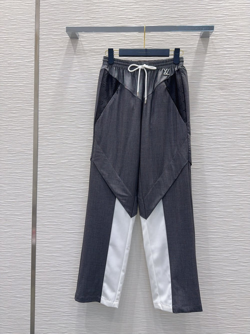 Louis Vuitton Perfect Fit and Comfort Stylish Wool Blend Pants