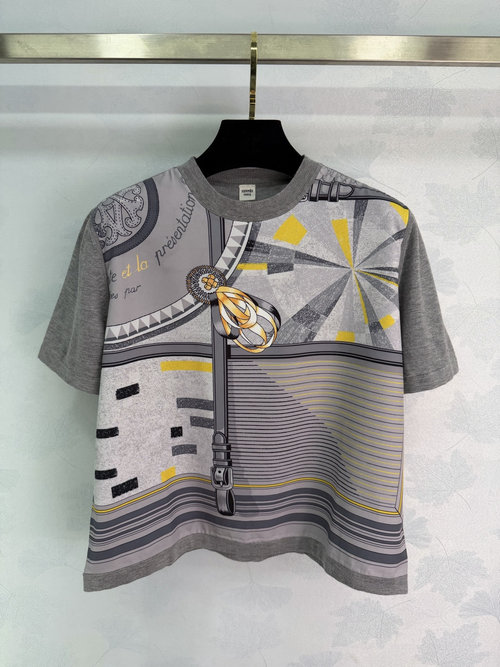 Hermes Early Spring Printed Short Sleeve with Geometric Pattern