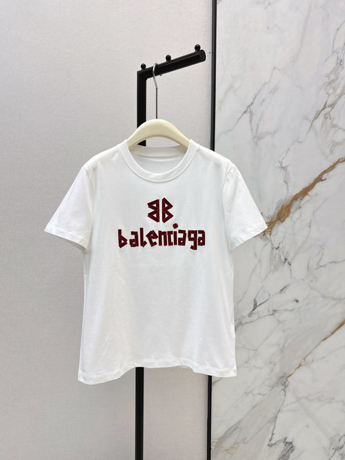 Balenciaga Fashionable Logo-Printed T-shirt with Jelly Cracks
