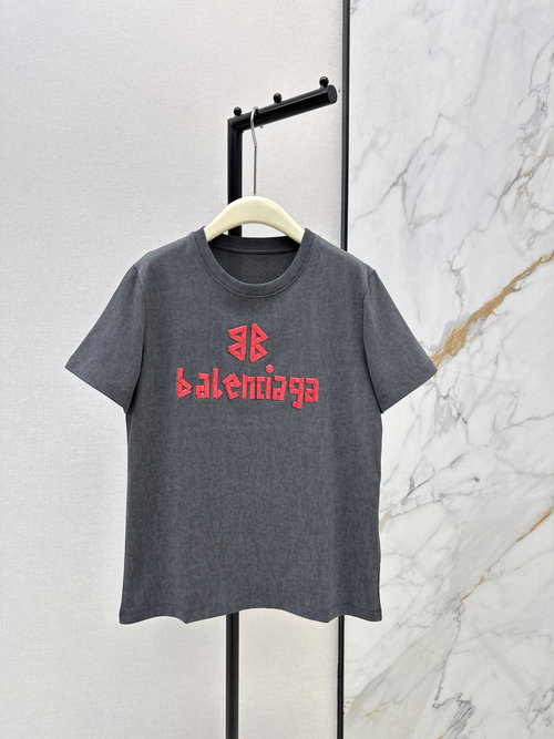 Balenciaga Fashionable Logo-Printed T-shirt with Jelly Cracks