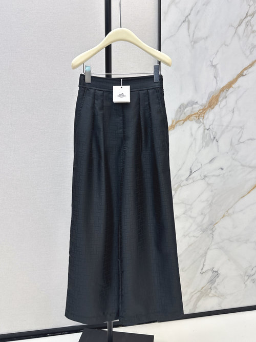 Hermes Exclusive High-Waist Trousers for Sophisticated Look