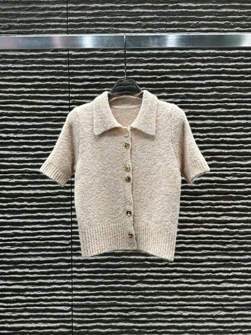 Louis Vuitton Collared Cardigan Made of Special Yarn