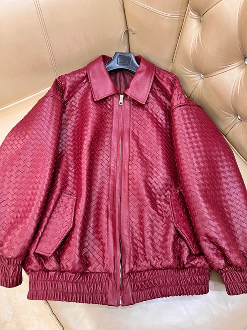 Bottega Veneta Retro Chic Jacket Made of Imported Sheepskin with Heavy - Duty Weaving