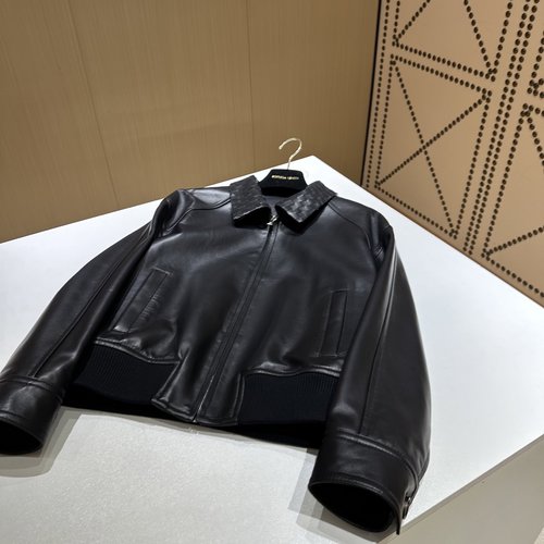 Bottega Veneta Custom-made Knitted Jacket with a Vintage Aesthetic