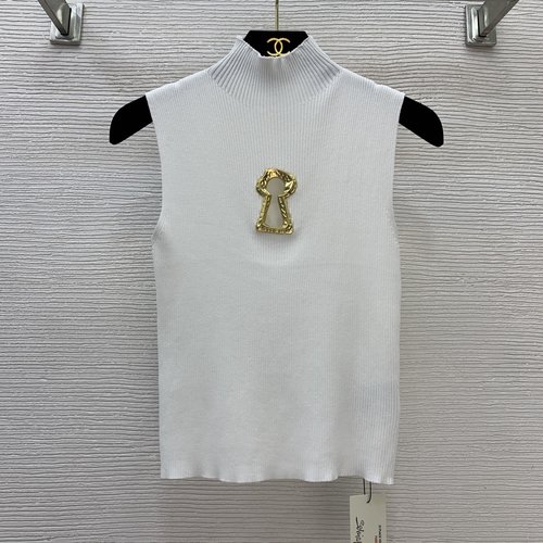 Schiaparelli Classic Keychain Decorated Slimming Sleeveless Knit Top
