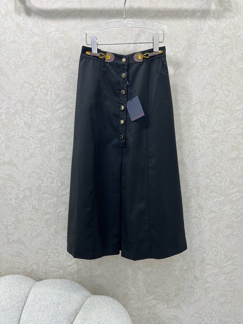 Louis Vuitton Leather Buckle Decorated Midi Skirt with Pleats for Any Occasion