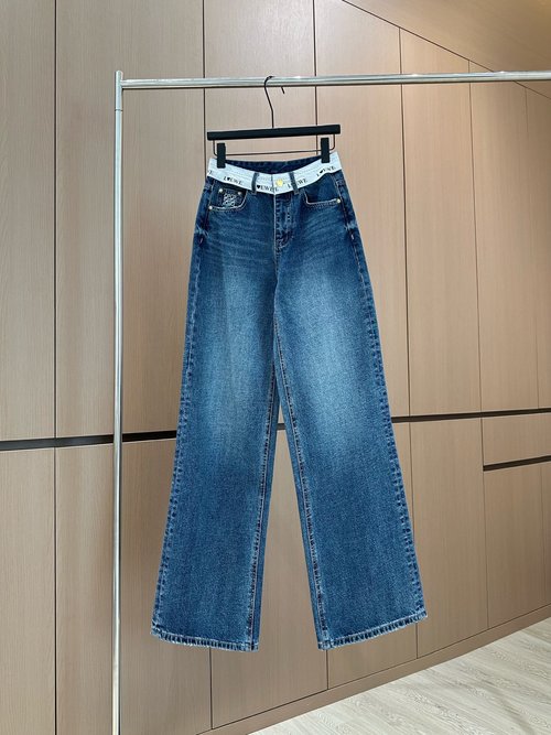 Loewe Designer Jeans with Contrast Letter Webbing for an Elegant Appearance