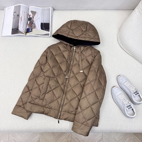 Max Mara Quilted Short Hooded Down Jacket with Logo Badge - Classic and Elegant