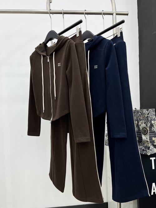 Miu Miu Minimalist French-Style Suit with Double-Zippered Jacket