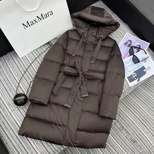 Max Mara Luxury White Goose Down Hooded Mid - length Coat with Waist Belt