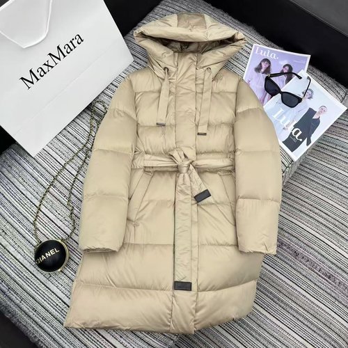 Max Mara Luxury White Goose Down Hooded Mid - length Coat with Waist Belt