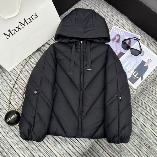 Max Mara High-end White Goose Down Hooded Jacket with Cuffed Sleeves