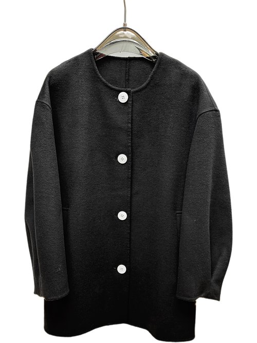 Hermes Luxurious All-Cashmere Coat in Black and Beige