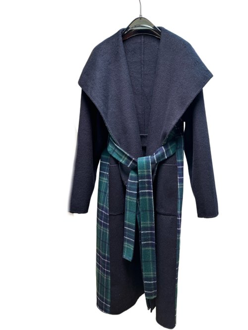 Burberry Navy Blue Long Trench Coat with Large Turn - down Collar