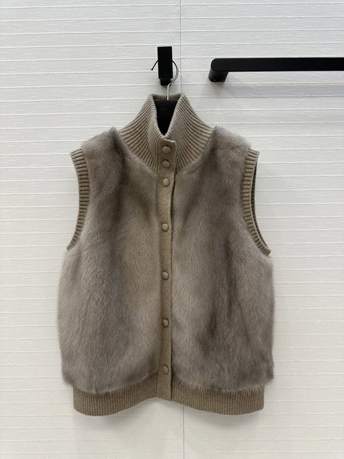 Loro Piana Exclusive First Release: Mink Fur Vest with Cashmere Knit Splicing