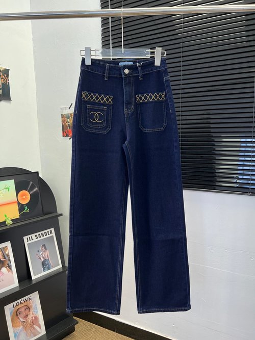 Chanel Elastic Straight-Leg Jeans with Pocket Embroidery
