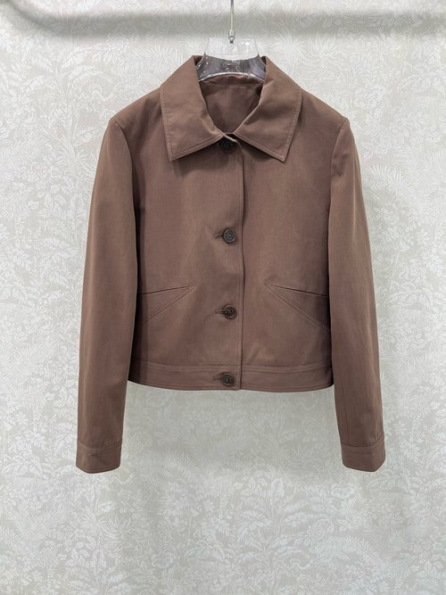 Max Mara Lapel Short Jacket in Earth Tones, Minimalist and High-Quality