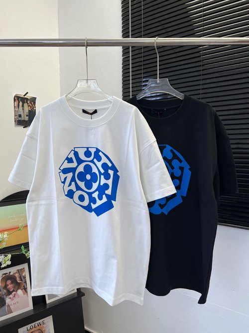 Louis Vuitton Two-Tone Logo Cotton Tee, Loose Short Sleeve Design