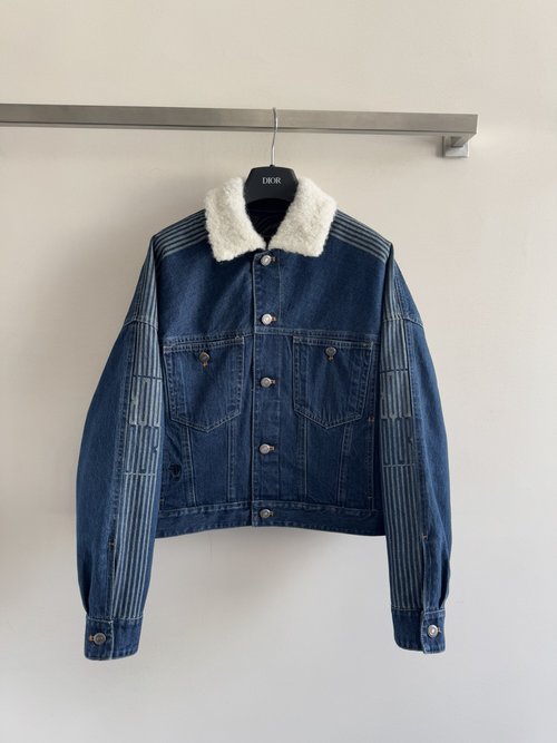Dior Denim Jacket with Lamb Wool and Bee Embroidery for a Stylish Appearance