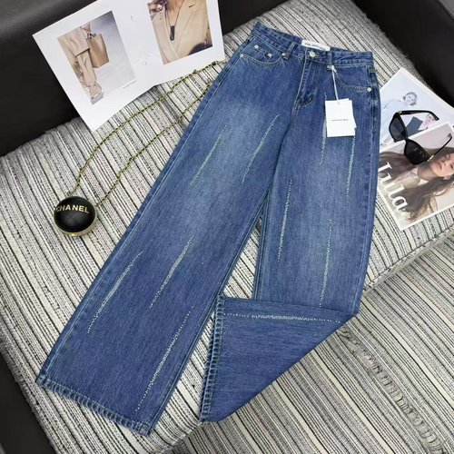 Ami Studded Straight-Leg Jeans with Classic Wash