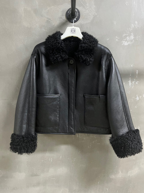 Loewe Premium Fur-Trimmed Apparel, Versatile, Imported Merino Wool Fabric