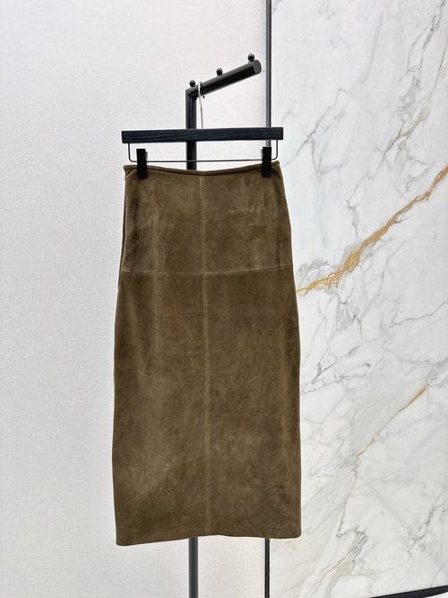 The Row Row Style Suede Long Skirt with Elegant H Shape and Back Slit