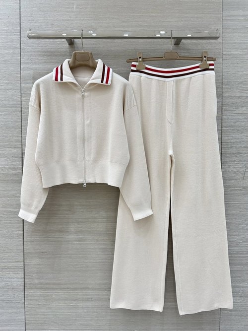 Brunello Cucinelli Classic Old-money Style Knitted Suit with Collared Cardigan and Straight Pants