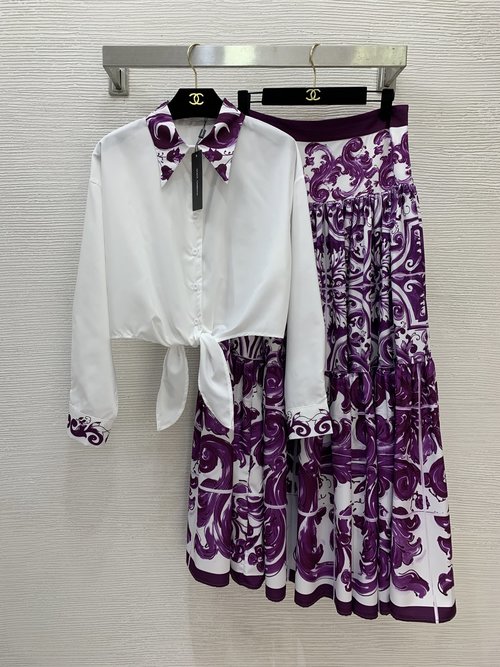 Dolce & Gabbana Vintage Print Two-Piece Set with Color-Blocking