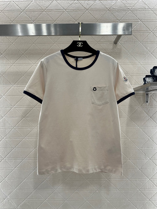 Moncler Exquisite Pocket Embroidered Short Sleeve T-Shirt