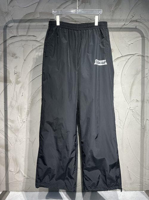 Balenciaga 3D Tape Windbreaker Jacket and Tracksuit Set in Black