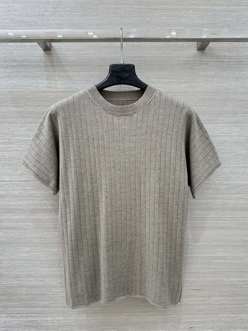 Loro Piana High-Quality Drop-Shoulder Wool Sweater