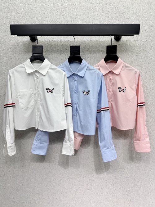 Thom Browne Three - Color Shirt with Classic Design and Fine Texture