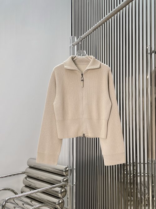 Brunello Cucinelli Latest Cashmere and Gold Silk Knitted Zipper Cardigan