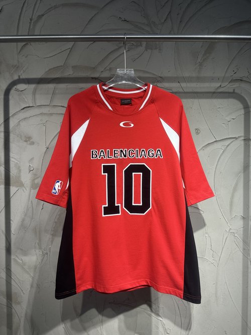 Balenciaga Sporty Collaboration Jersey: Eye-catching Hues, Classic Fit
