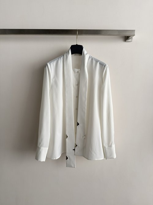 Louis Vuitton Elegant Round Neck Blouse with Detachable Ribbon