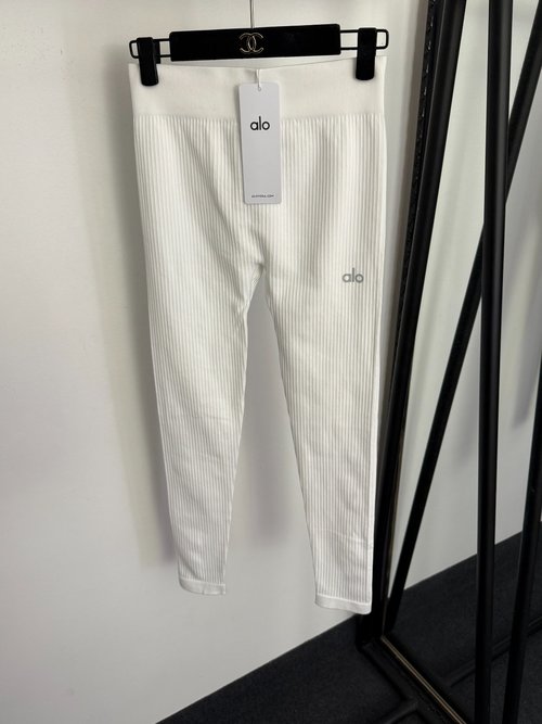 Loewe Reflective Logo Elastic Slim Leggings in Three Colors