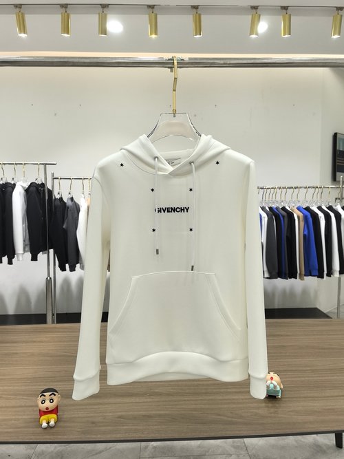 Givenchy New-Style Sweatshirt: Comfortable and Stylish