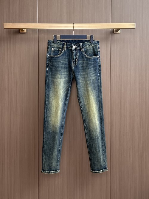 Loewe High - elastic Jeans with Premium Wash and Good Fit