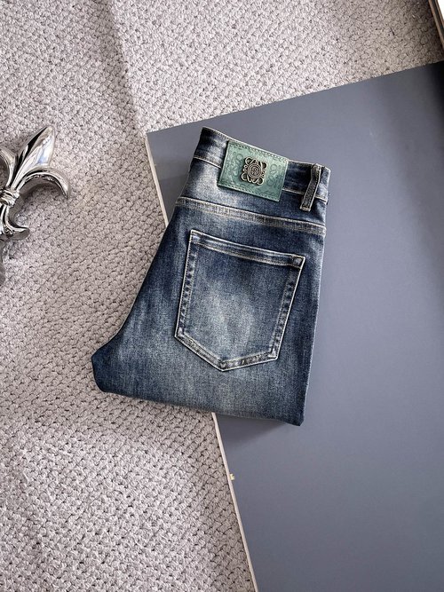 Loewe High-Elastic Jeans with Premium Wash and Soft Touch