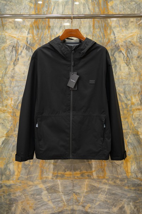 Dolce & Gabbana Refundable Retro-style Waterproof Hard-shell Jacket