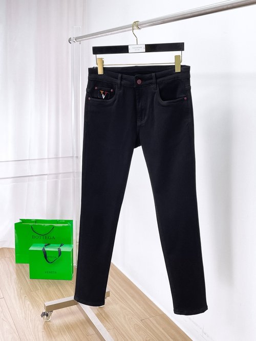 Valentino Premium Jeans Featuring Comfort Fit and Exquisite Details