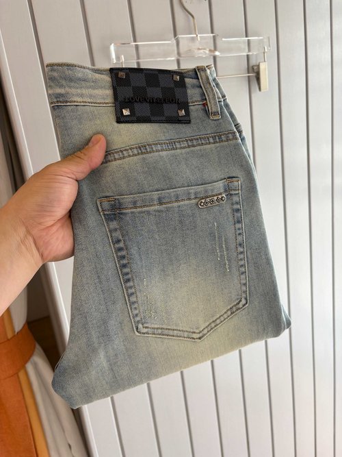 Louis Vuitton Premium Jeans with Soft Handfeel and Good Fit