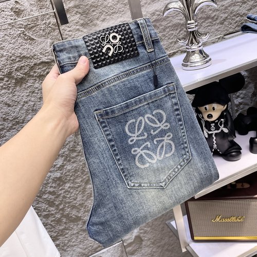 Loewe High-elastic Jeans with Premium Wash and Great Fit