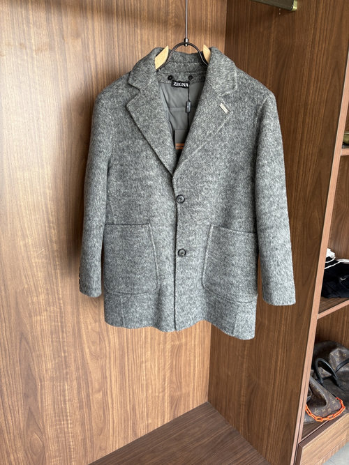 Fendi Classic Herringbone Wool - Cashmere Blend Coat