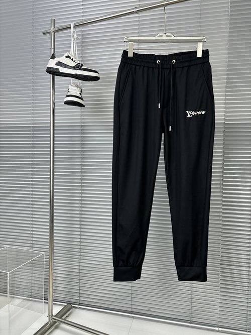 Louis Vuitton Slim-Fit Fashion Pants with a Distinguished Style