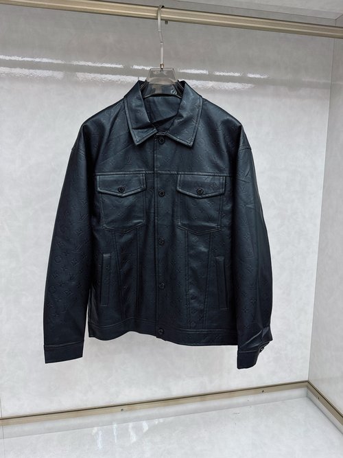 Louis Vuitton Sophisticated Jacket Made of Custom Fabric with Top-Tier Quality