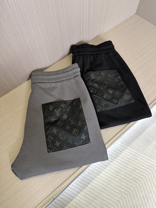 Louis Vuitton Comfortable Cotton Joggers with Ribbed Cuffs