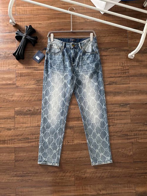 Louis Vuitton High-Quality Cotton Jeans Suitable for All Occasions
