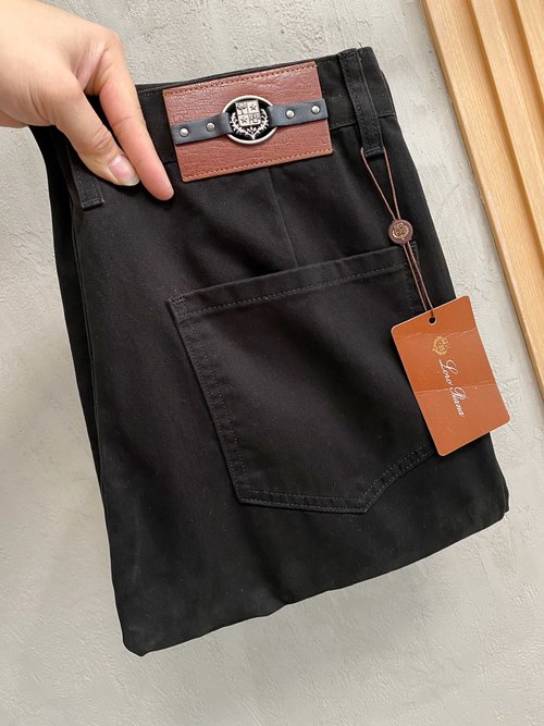 Louis Vuitton Pure Color and Comfortable Denim Jeans